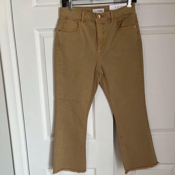 LOFT HIGH WAIST FLARE CROP IN TAN - Picture 2 of 10